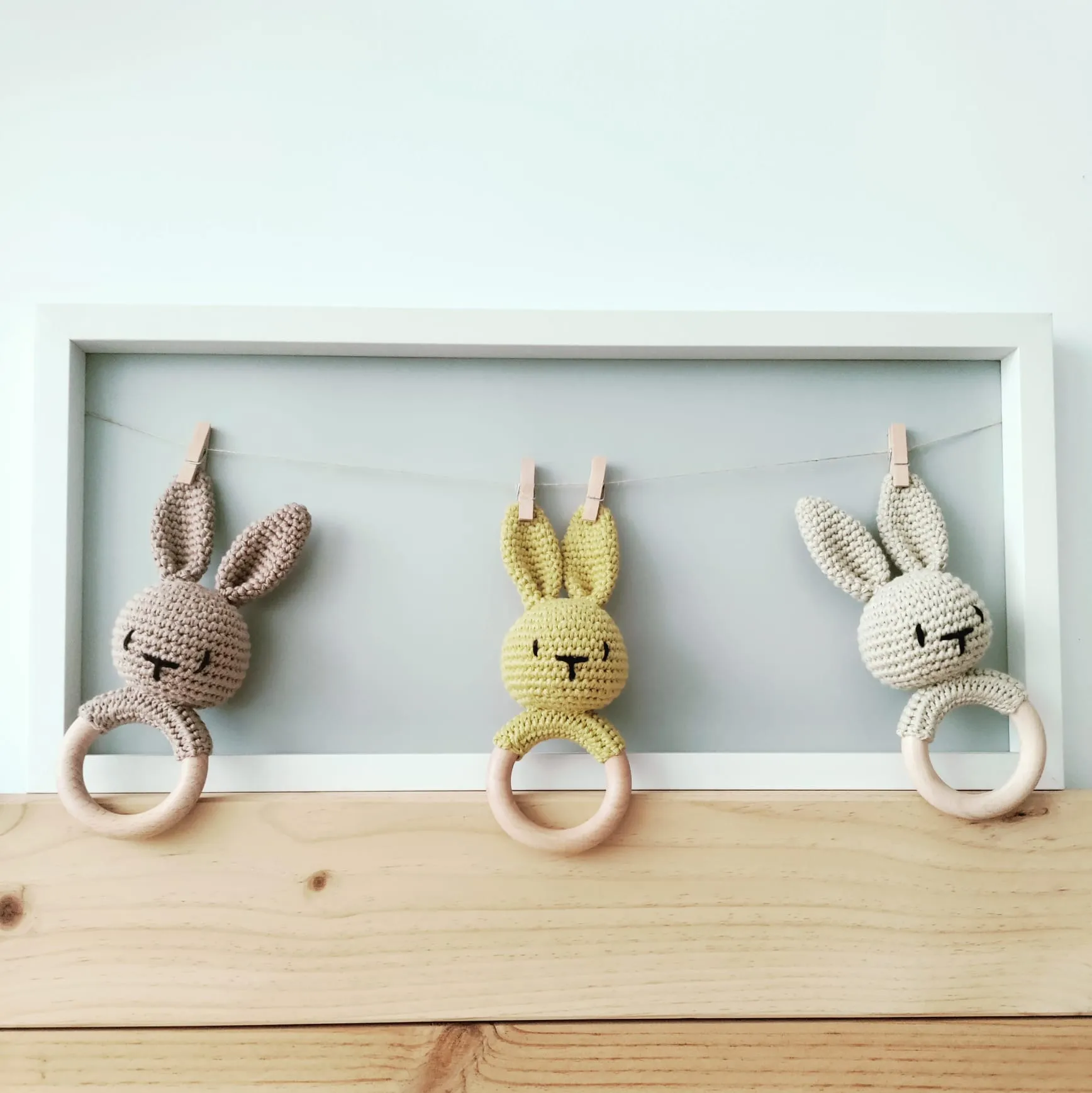 Mini Dudi Sonajero de crochet - Imagen 2