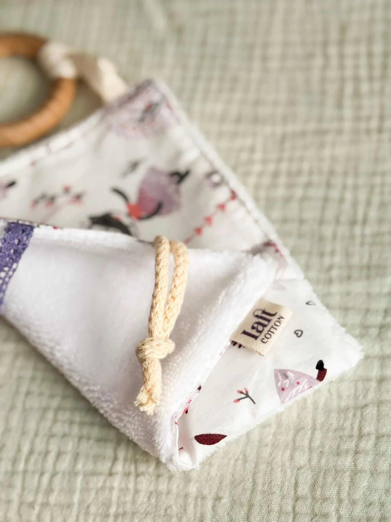 Mantita sensorial “Animales lila” - Imagen 2